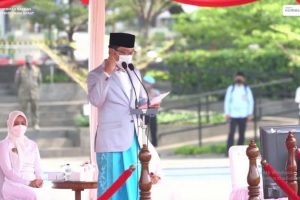 Hari Santri Nasional, Ridwan Kamil Minta Santri Bantu Sukseskan Vaksinasi