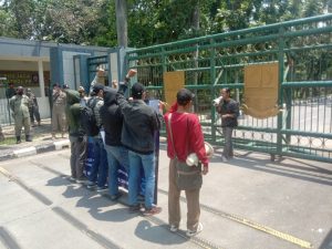 Mahasiswa Kabupaten Bekasi Tuntut Kajari Kembangkan Kasus OTT yang Menjerat BPKP Jabar
