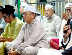 Pj Bupati Bekasi Subuh Keliling Dengan Warga di Mushola As Saadah