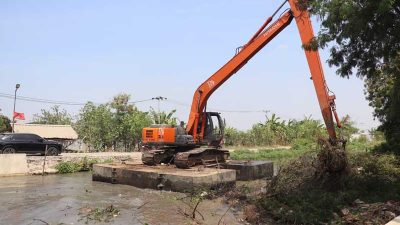 Normalisasi Sungai Cikarang Atasi Kekeringan Lahan Pertanian